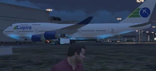 GTA5 驾驶直升飞机飞机怎么前进啊