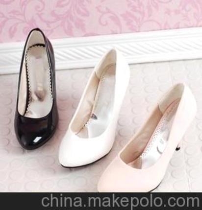 有哪些好看还便宜的高跟鞋在穿起来之后会显得很高级?