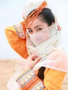 大美丽和孔雀男是谁