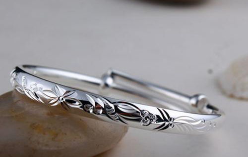 足银和纯银哪个好 足银和纯银哪个更好