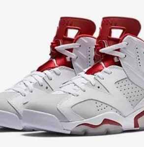 买aj好还是Nike好?