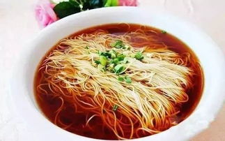 苏州面条的红汤和白汤做法