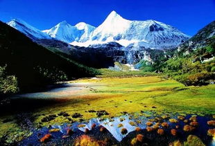 四川稻城海拔高度是多少米?