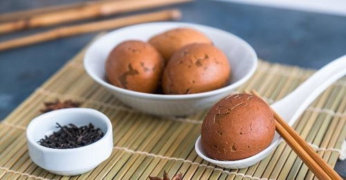 茶叶蛋和水煮蛋哪个更有营养