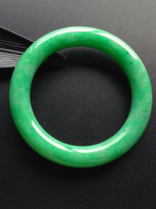 玉镯碎了什么预兆?