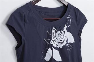 怎样去除衣服上的胶印图案?