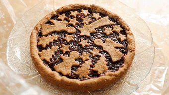 生日蛋糕放一晚上能吃吗?