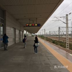 铁路客服电话人工服务热线24小时?
