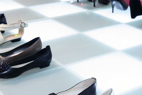 男生身高鞋码对照表,鞋码对照表及如何量脚长