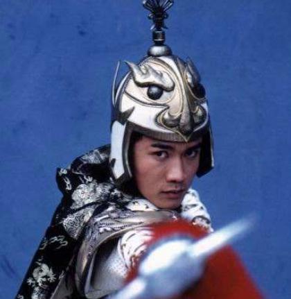 《隋唐英雄传》中,武力排行第一的是谁?