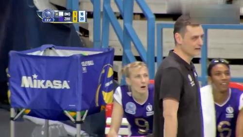 排球能不能用脚踢?怎么样算是犯规?