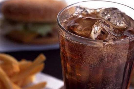 有轻微痛风症状,应酬需要喝酒,红、白、啤选择那种比较好?