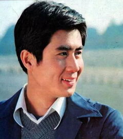 郭凯敏和张芝华离婚21年后,一个娶尤勇前妻,一个嫁画家苦尽甘来_百度