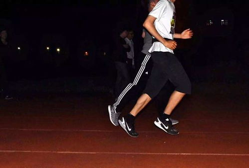 夜跑最佳时间,夜跑的好处,夜跑能减肥吗