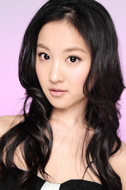 电视剧《向着胜利前进》雪子是谁演的