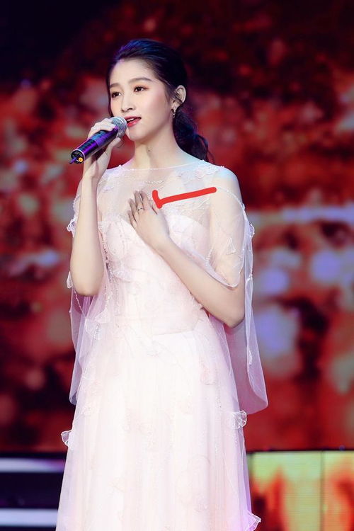 关晓彤是什么民族(地地道道的北京人关晓彤)