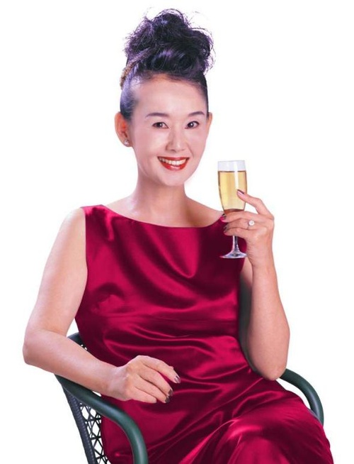 中野良子