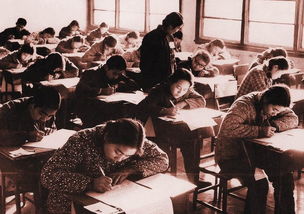 高考恢复，高考恢复时间是1977年几月