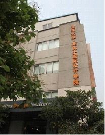 东华大学莱佛士国际设计学院，东华大学莱佛士国际设计学院是本科吗
