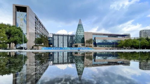 浙江大学城市学院发的是浙大毕业证吗?学费怎么样?