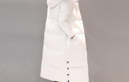 白色羽绒服容易发黄,怎样洗白净