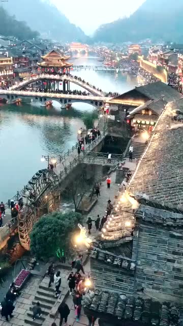 凤凰古城在湖南哪个市，凤凰古城在湖南哪个市高铁站
