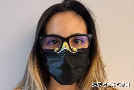 戴口罩防止眼镜起雾
