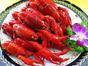 小龙虾怎么剥，小龙虾怎么剥壳视频