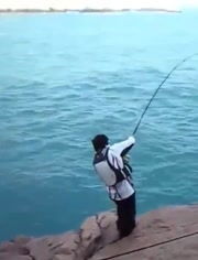 海边钓鱼，海边钓鱼用啥饵料