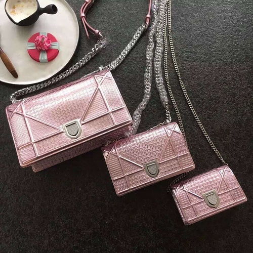 怎么辨别奢侈品代购店的真假,正品奢侈品店有什么特征?