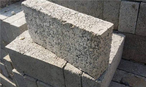 一方混凝土多少吨?