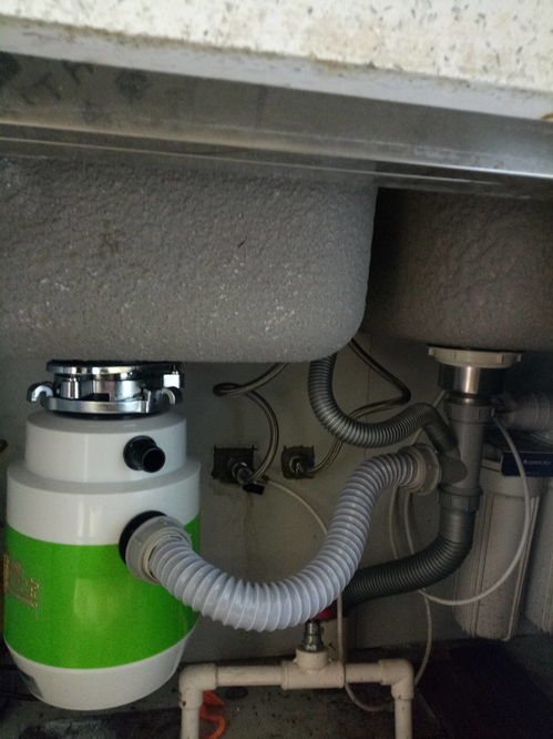 家里厨房下水道堵塞疏通的最好办法