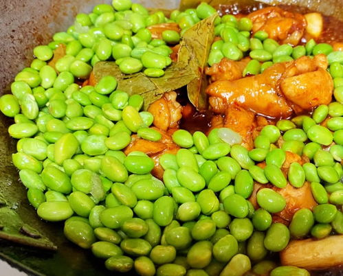 毛豆怎么煮,不仅又绿又亮特好看,而且香浓入味还贼好吃?