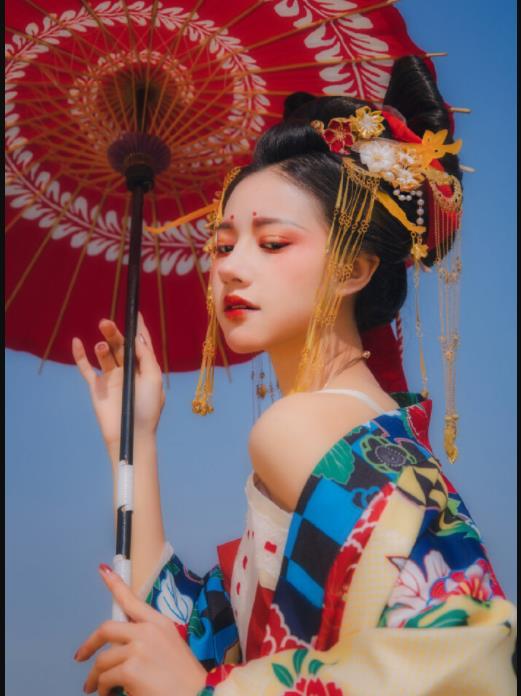 她是倾城谋妃?