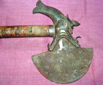 中国古代兵器什么除了是实战作用又被列于门前
