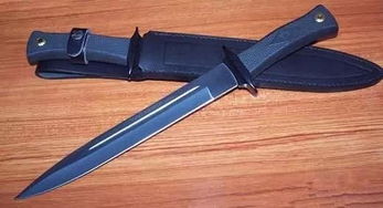 军右边耳刀念什么