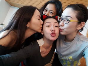 姐妹聚会发朋友圈说说 姐妹小聚心情短语