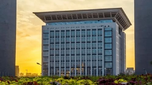 河南财经政法大学图书馆的介绍