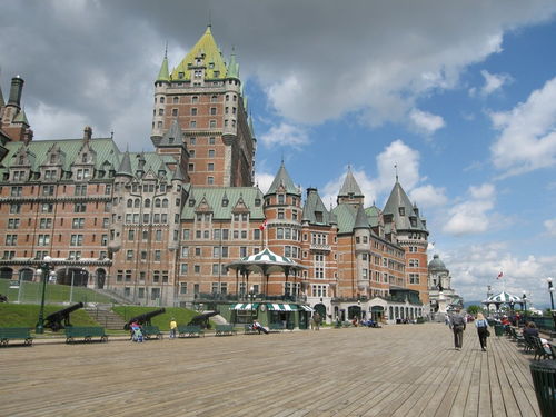 加拿大留学优势，加拿大留学优势和劣势