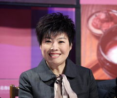 于丹在北大发言被轰下