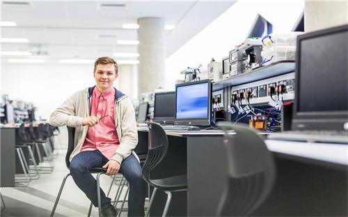 计算机专业美国留学，计算机专业美国留学视频