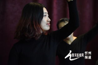 一丝不苟的意思