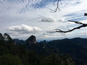 气山，气山河四字成语