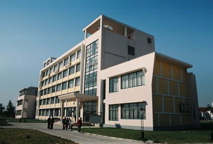 上海工商职业技术学校学费