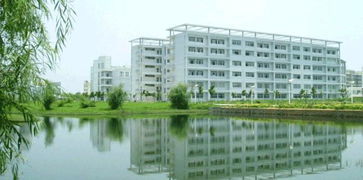 江西师范大学在哪个区