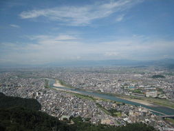 日本岐阜县和冈山市哪个好?