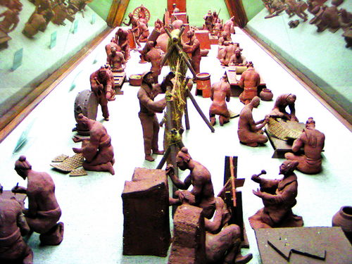 :1.官营手工业的基本特征,四大优势,三大缺陷及其历史地位。2.民间手工 