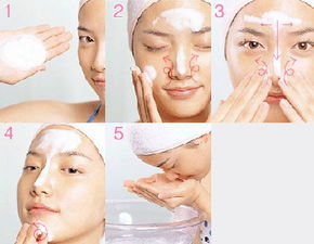 正确的洗脸方法应该是怎样的?