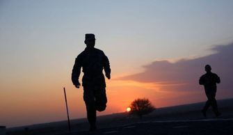 形容过程艰辛的成语有哪些?