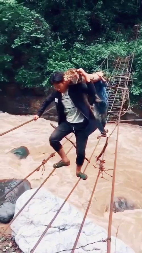 恶劣的拼音与意思